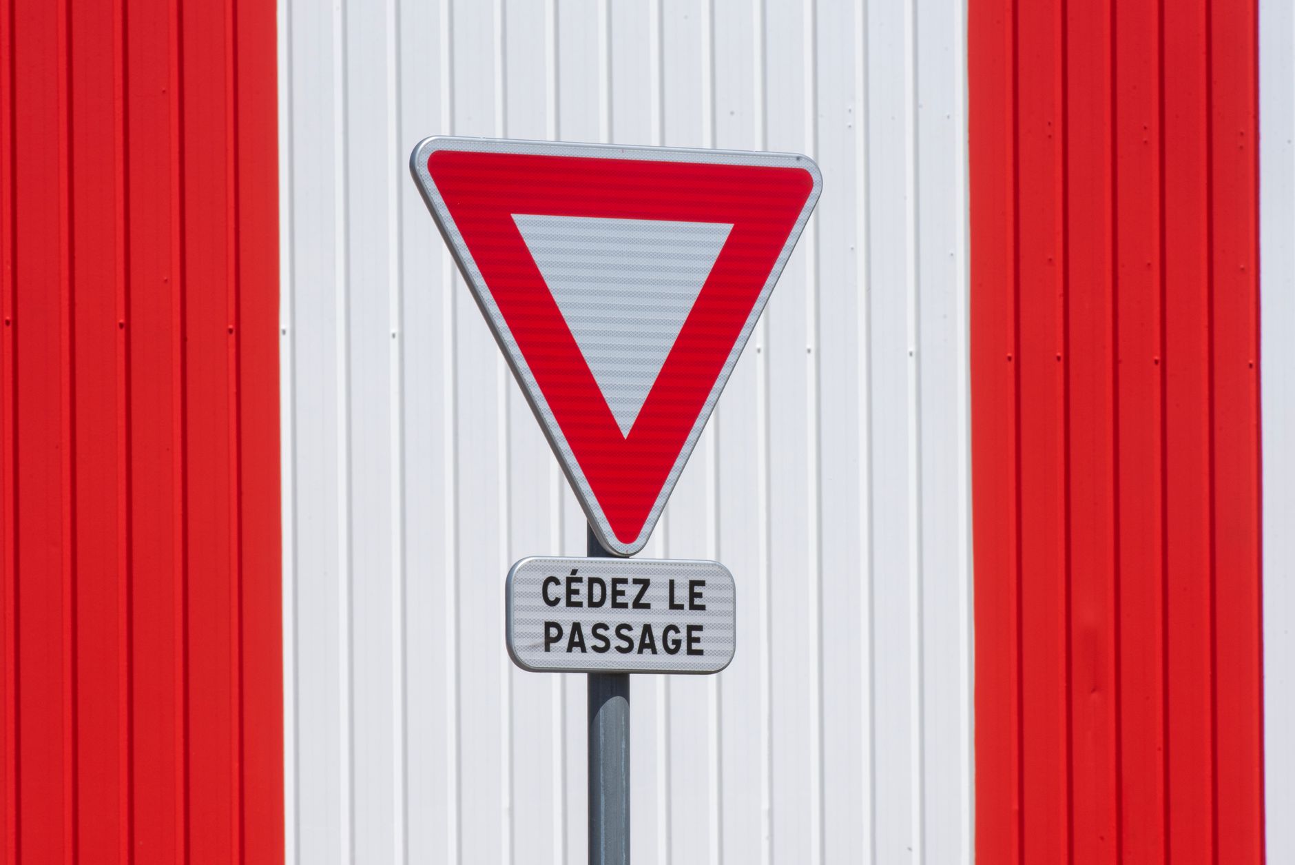 Dès l'installation, respectez les normes pour fosses toutes eaux en France
